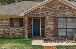 505 Montgomery Drive, Springhill, LA 71075