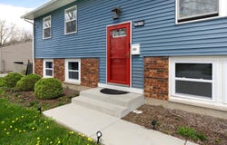 3626 Peach Grove Lane, Hazel Crest, IL 60429