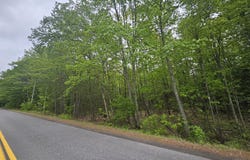 Capen Road, Gardiner, ME 04345