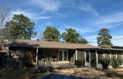 38 E Greenfield Dr, Wake Village, TX 75501
