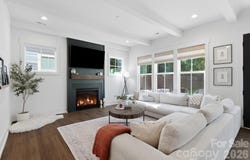 5212 Lynnville Avenue, Charlotte, NC 28205