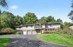 3872 Greenleaf Circle, Kalamazoo, MI 49008