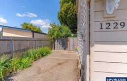 1229 Bent Grass Ct NE, Keizer, OR 97303