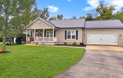 122 Trent Ct, Clyde, OH 43410