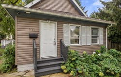 311 Orange Street, Elgin, IL 60123