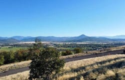 1214 Overlook Drive, Eagle Point, OR 97524