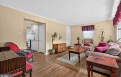 607 HILTON, LANCASTER, PA 17603