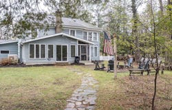 E1233 PINE TREE Point, WAUPACA, WI 54981