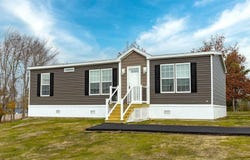 30 Main Road, Holden, ME 04429