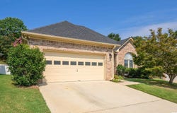 215 BEAVER CREST, PELHAM, AL 35124