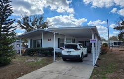10927 Whispering Oaks Circle, Riverview, FL 33569