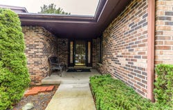 822 Brian Court, Gurnee, IL 60031