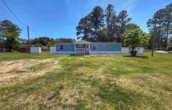 1947 Russell Court, Dillon, SC 29536