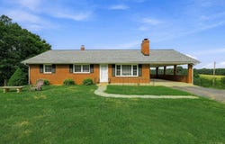 285 Clover Road, Hurt, VA 24563