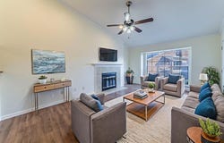 2733 Silver Creek Drive, Arlington, TX 76006