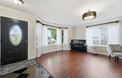 813 N Douglas Ct, Pasco, WA 99301