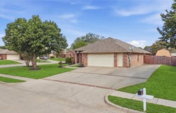 1701 Manten Boulevard, Denton, TX 76208