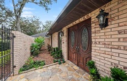 201 WILD OAK Drive, BRANDON, FL 33511