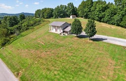 259 Forest Hills Drive, Pounding Mill, VA 24637