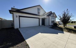 12451 Varga St, Caldwell, ID 83607
