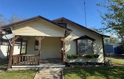 809 E Palestine Street, Mexia, TX 76667
