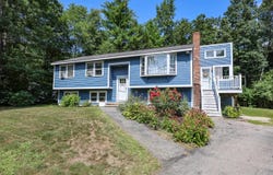 13 Cole Road, Derry, NH 03038