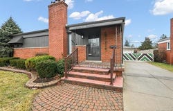 31229 Share Street, St. Clair Shores, MI 48082