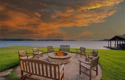 582 Windy Point Drive, Mount Vernon, TX 75457