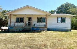 460 State Highway Hh, Isabella, MO 65676