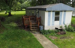 7735 W Swick Rd, Claypool, IN 46510
