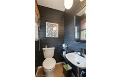 22 Ridgecrest Drive, Chagrin Falls, OH 44022