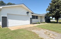 422909 Hwy 266, Checotah, OK 74426