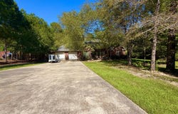34 Stonegate Drive, Hattiesburg, MS 39402