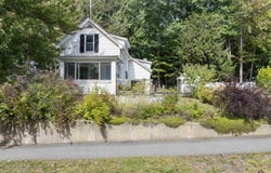 84 Lafayette Street, Laconia, NH 03246