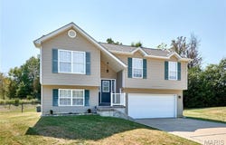 381 Gardenia Drive, Troy, MO 63379