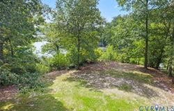 Zacata Road, Montross, VA 22520