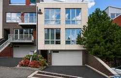 6 Vela Way, Edgewater, NJ 07020
