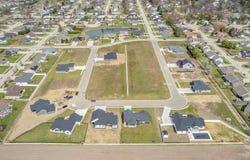 400 Sundown Lane, Chatham, IL 62629