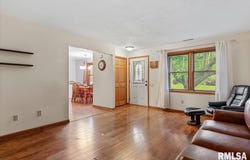 2000 Stockton Drive, Springfield, IL 62703