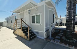1445 w florida ave, Hemet, CA 92543