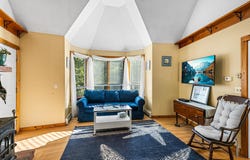 559 Old Jail Lane, Barnstable, MA 02630