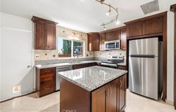7320 Lennox Avenue, Van Nuys, CA 91405