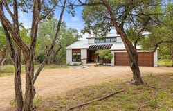 109 Freedom Dr, Wimberley, TX 78676