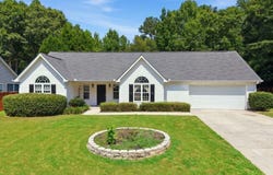 540 WINDERMERE Drive, Loganville, GA 30052
