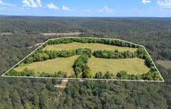 Hwy M, Cascade, MO 63655