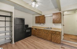 400 High, Boyne City, MI 49712-1391