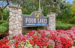 5542 E Lake Drive, Lisle, IL 60532