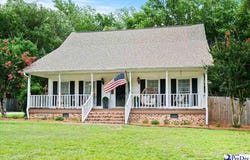 2439 S Hallmark Dr., Florence, SC 29505