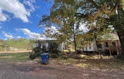 110 N Bolivar, San Augustine, TX 75972