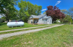 615 S Cherry St, Clearmont, MO 64431